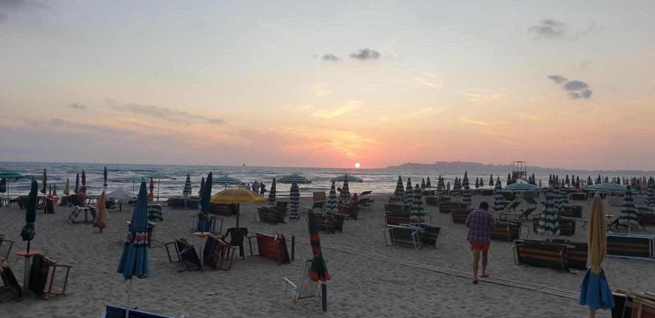 Sea View New Apartment Durrës 외부 사진